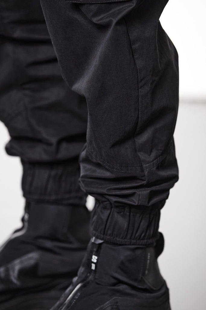 M P 15 Black Cargo Pants – Relaxed Fit with Utility Pockets and Elastic Cuffs Black Man THOM KROM