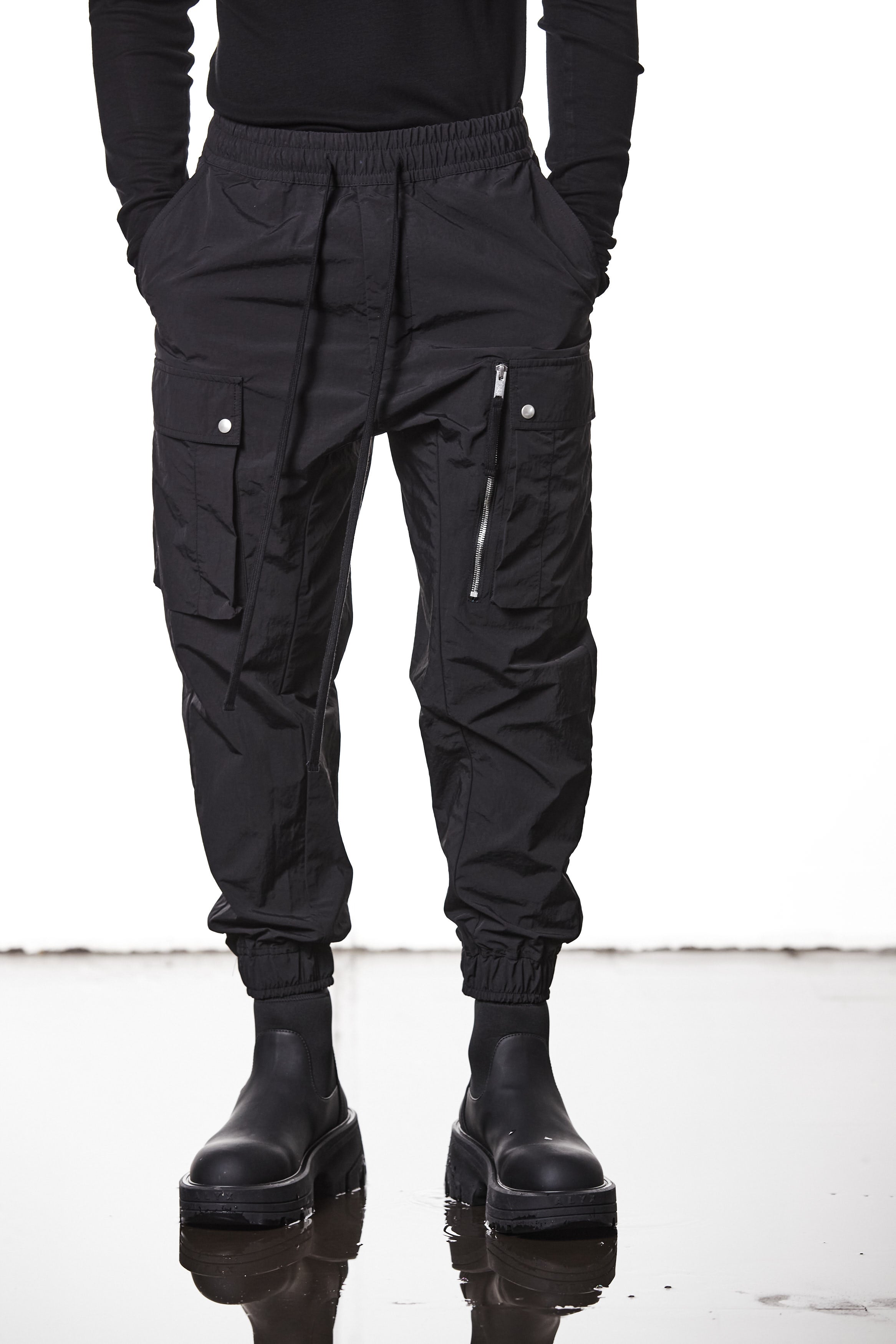 M P 26 Black Cargo Pants – Multi-Pocket Design with Elastic Waist and Cuffs Black Man THOM KROM