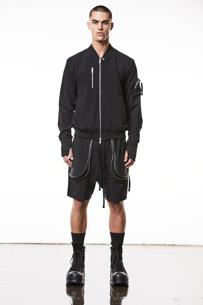 T3M SJ 66225 bomber jacket sligthly oversized black.