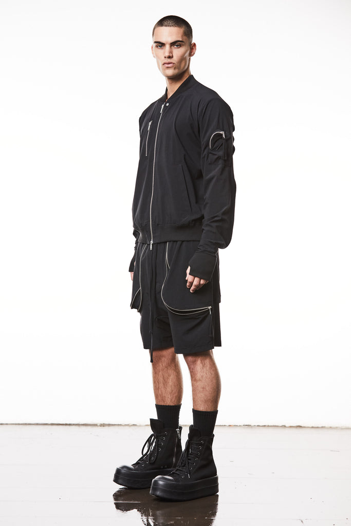 T3M SJ 66225 bomber jacket sligthly oversized black.