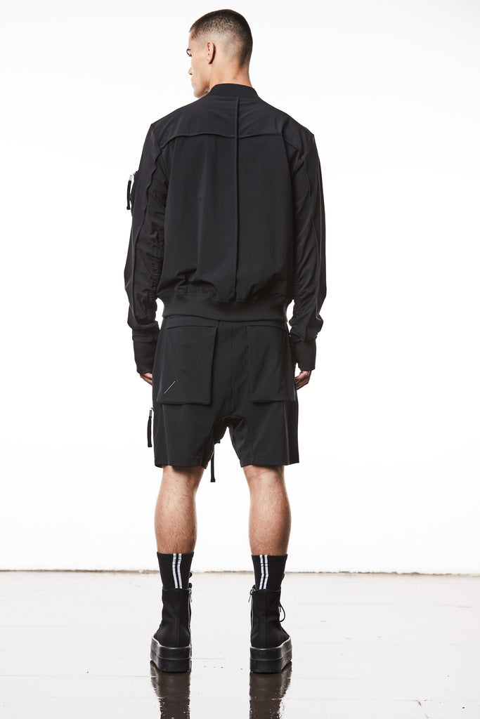 T3M SJ 66225 bomber jacket sligthly oversized black.