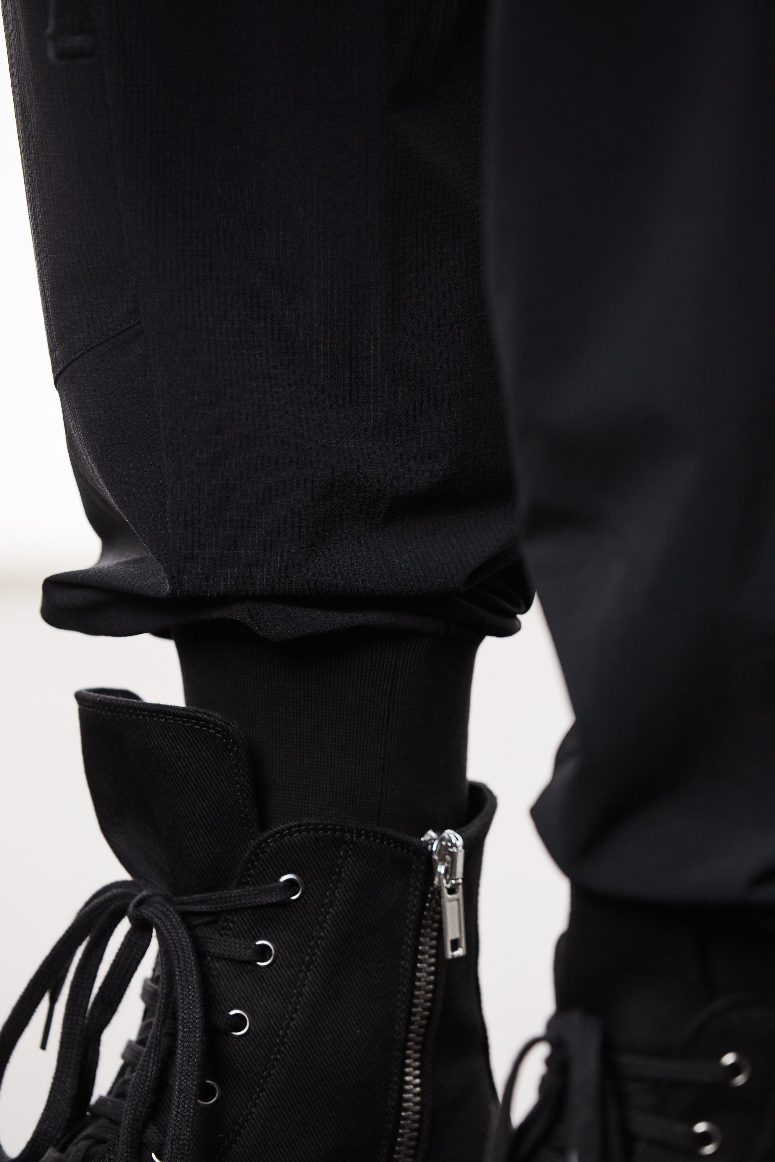 T3M ST 49325 drop crotch trousers black