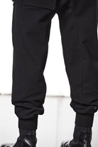 M ST 509 – Cargo Pants Multi-Pocket Long Drawstrings Elastic Waist Tapered Cuffs Black Man THOM KROM