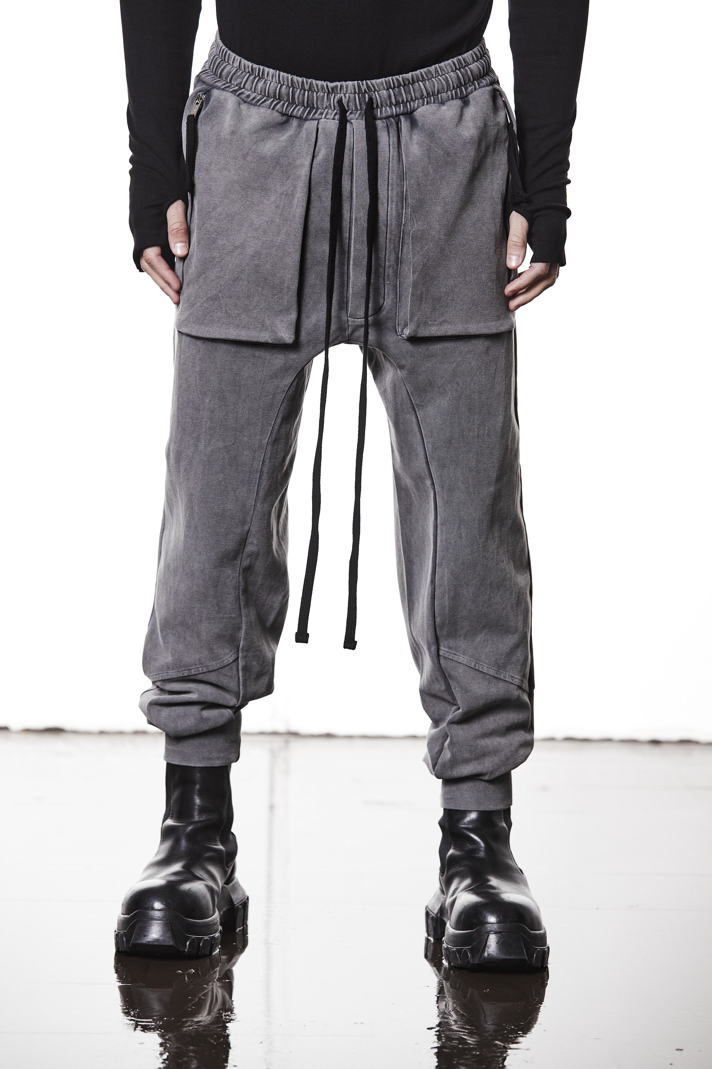 M ST 509 – Cargo Pants Multi-Pocket Long Drawstrings Elastic Waist Tapered Cuffs Used Grey -  Man THOM KROM
