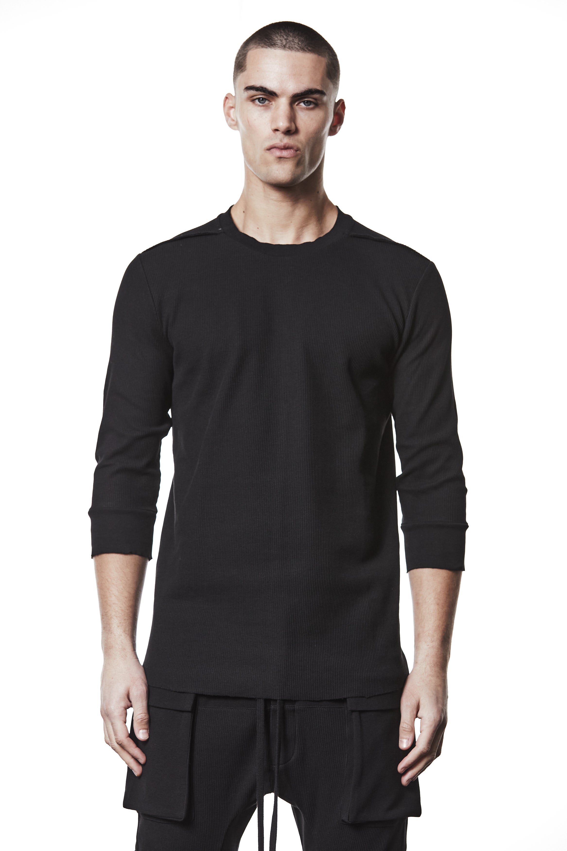 M TS 895 – Fitted 3/4 Sleeve Top – Ribbed Texture with Exposed Seams Black Man THOM KROM