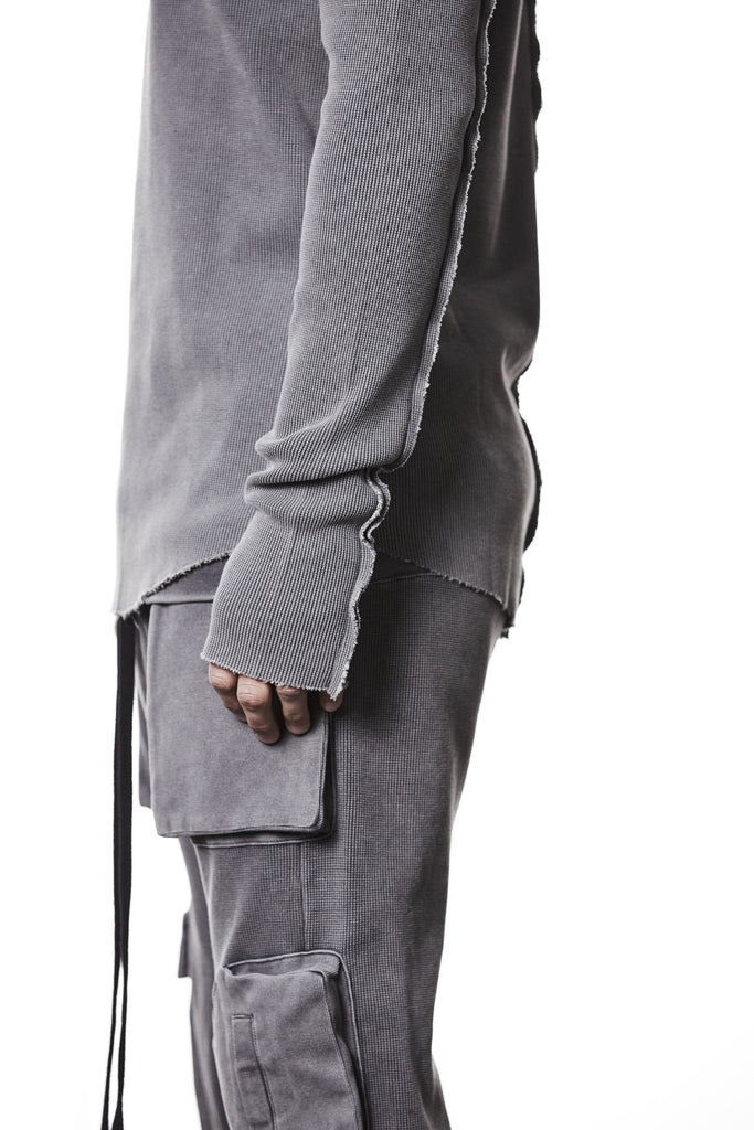 M TS 898 Fitted Long-Sleeve Top – Ribbed Texture with Exposed Seams and Thumbholes Used Grey Man THOM KROM