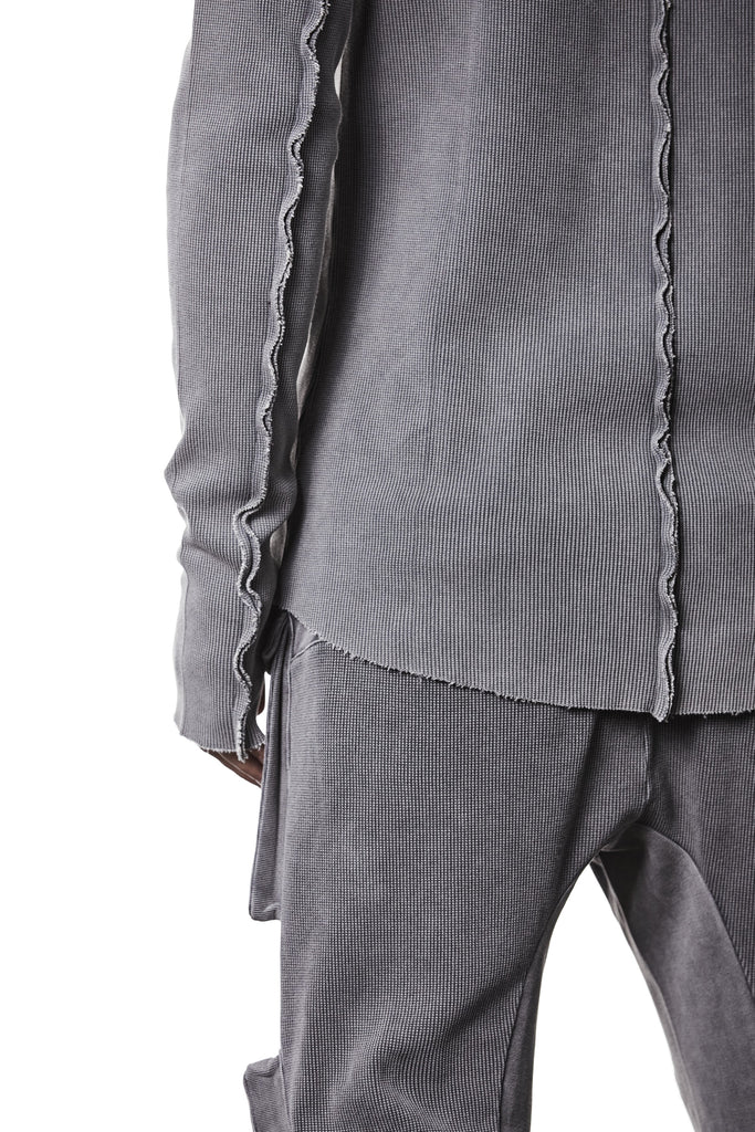 M TS 898 Fitted Long-Sleeve Top – Ribbed Texture with Exposed Seams and Thumbholes Used Grey Man THOM KROM