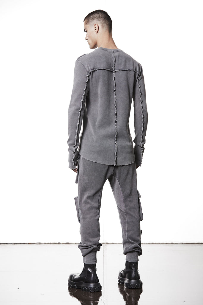 M TS 898 Fitted Long-Sleeve Top – Ribbed Texture with Exposed Seams and Thumbholes Used Grey Man THOM KROM