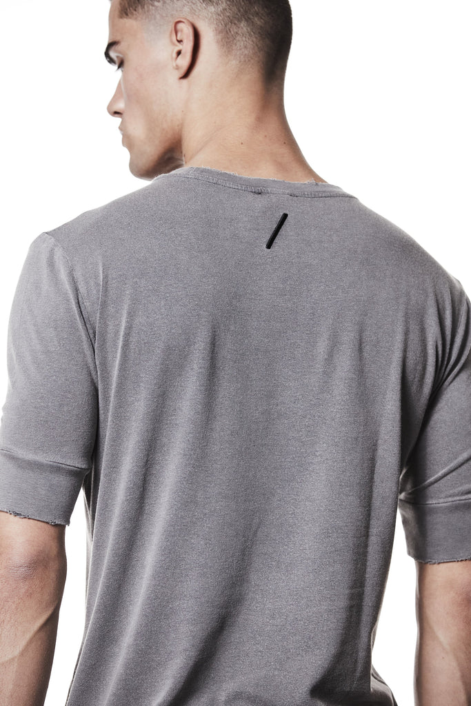 M TS 903 – Fitted Short-Sleeve T-Shirt Extended Cuffs Raw Edge Used Grey - Man THOM KROM