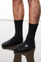 T3 S1025 middle high socks black