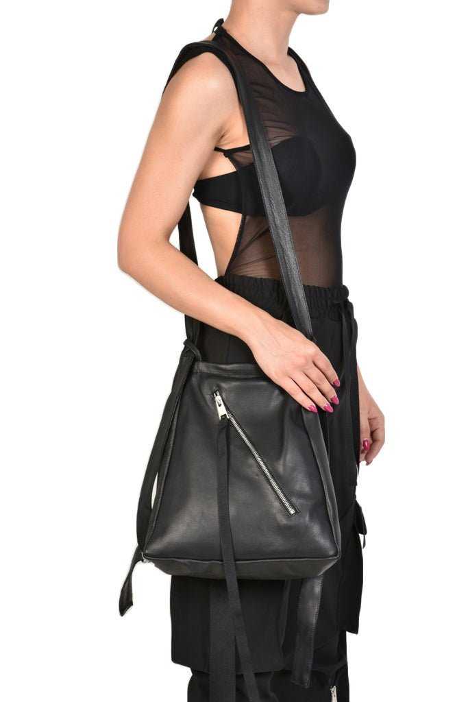 TR4B INBOSKY23 BLACK Nappa Leather Bag.