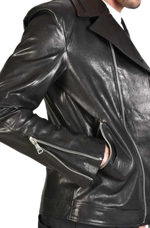 TRGCHIO223 BLACK vegetable tanned leather sport jacket.