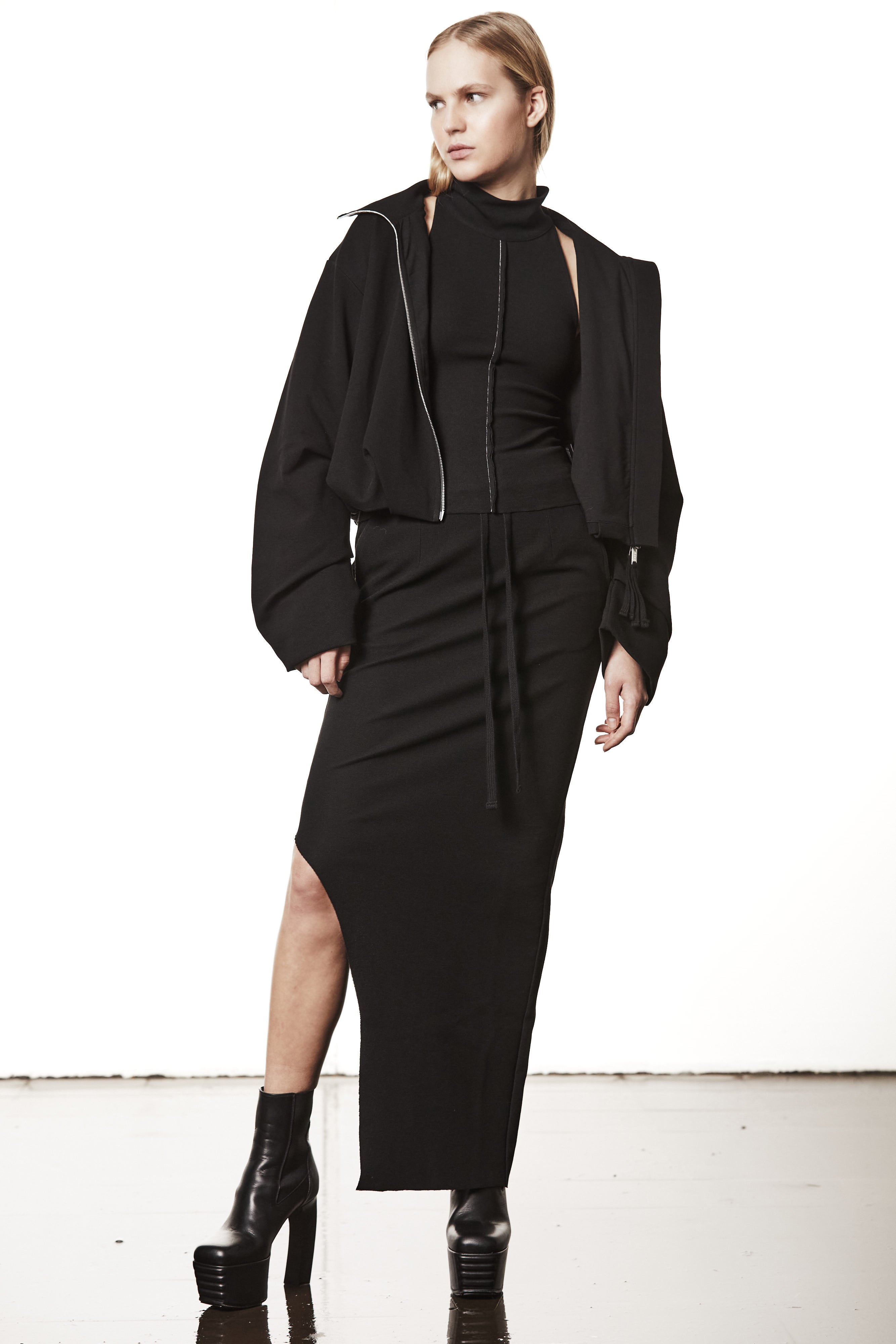 W SK 9526 WOMAN SKIRT BLACK THOM KROM