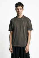 LA HAINE INSIDE US M1295 Mud cold-dyed cotton T-shirt, three-quarter front view