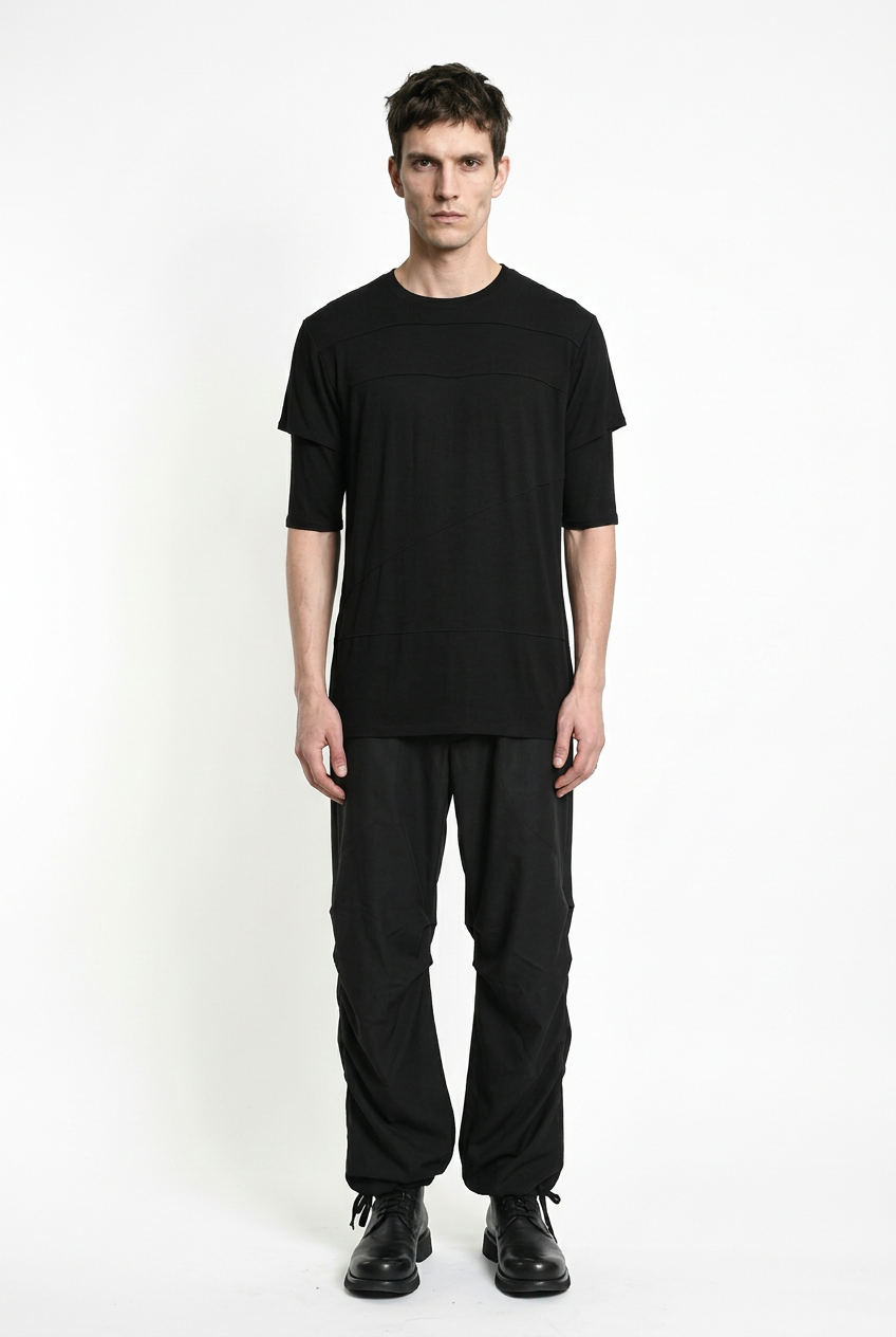 LA HAINE INSIDE US M1358 T-shirt in black — full length front view