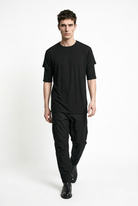 LA HAINE INSIDE US M1358 T-shirt in black — walking front view