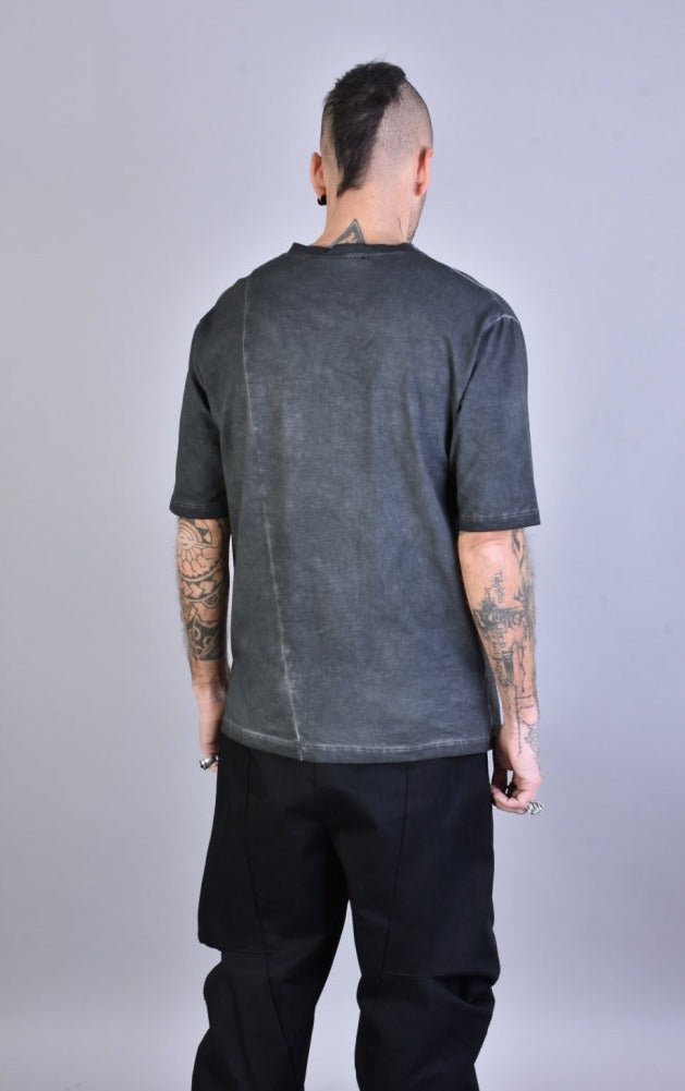 A33V LM07124 Grey T-shirtImmerse yourself in the understated elegance of our Regular Dyed Cold Cotton T-Shirt—an epitome of sophistication and avant-garde style. Crafted with meticulous atteShirts & TopsLA HAINE INSIDE USTEPHRAA33V LM07124 Grey