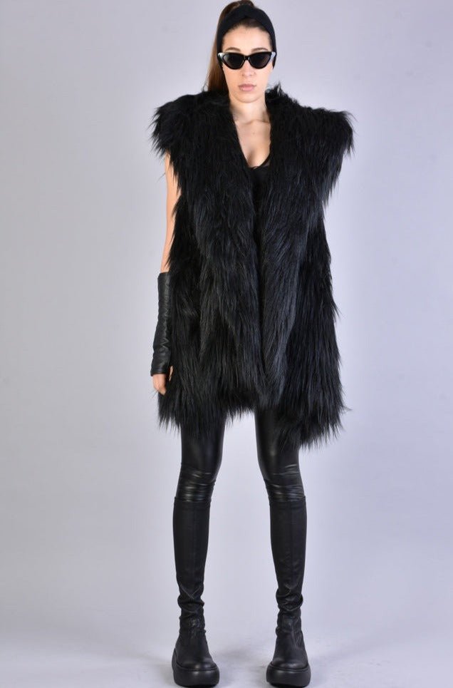 A34Q LW527 BLACK Lined Faux Fur Sleeveless Coat - TEPHRA