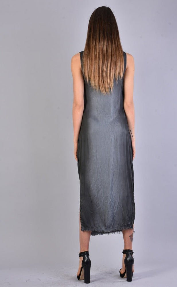 A39B SM193GREY









Welcome to our online avant-garde store, where fashion becomes art. Prepare to be captivated by our Sleeveless Dyed Degrade Satin Dress, a true embodiment DressesLA HAINE INSIDE USTEPHRAA39B SM193GREY