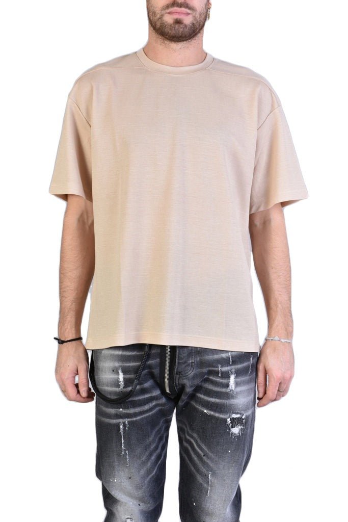 A3ZUK15223BEIGEIntroducing our gorgeous over viscose t-shirt, perfect for any occasion! Made with the softest, most luxurious viscose, this t-shirt is the epitome of comfort and stT-ShirtXAGON MANTEPHRAA3ZUK15223BEIGE