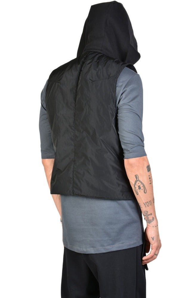 TR3P GIGGS23 Black Vest Man - TEPHRA