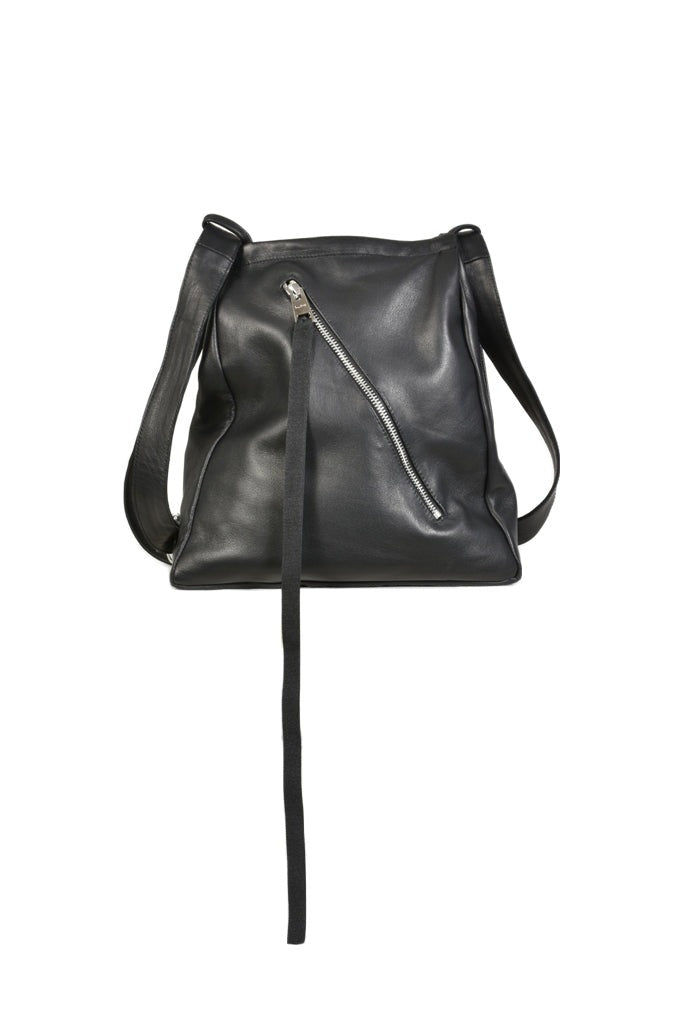 TR4B INBOSKY23BLACKIntroducing our sleek and stylish Nappa Leather Bag, the perfect accessory for the modern, fashion-conscious individual. Crafted with the finest quality leather, thiAccessori UnisexLA HAINE INSIDE USTEPHRATR4B INBOSKY23BLACK