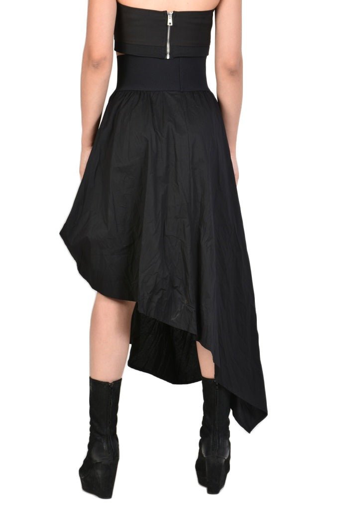 TR4B WALLACE23BLACK
Introducing our latest fashion statement: the Cotton Popeline Asymmetric Skirt. Made with high-quality cotton, this skirt features a crumpled texture that adds a unwomanLA HAINE INSIDE USTEPHRATR4B WALLACE23BLACK