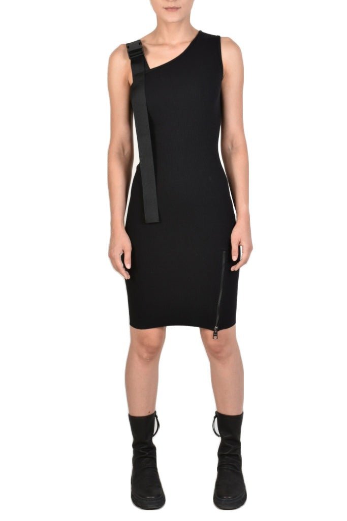 TR4M WEBY23BLACKIndulge in the perfect blend of style and comfort with our ribbed one-shoulder tube dress! This dress is a must-have for fashion-conscious individuals who want to maDressesLA HAINE INSIDE USTEPHRATR4M WEBY23BLACK