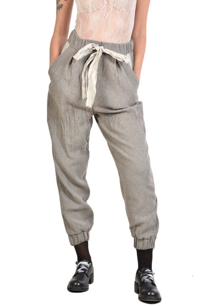 Low crotch trousers with elastic waistband and shantung linen drawstring, TR9B SM32TEPHRA1.